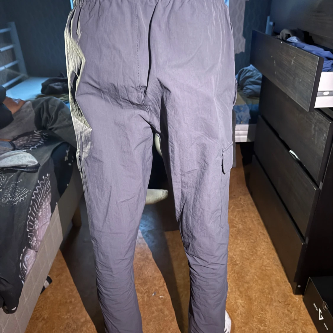 Grå cargobyxor från McKenzie - 2