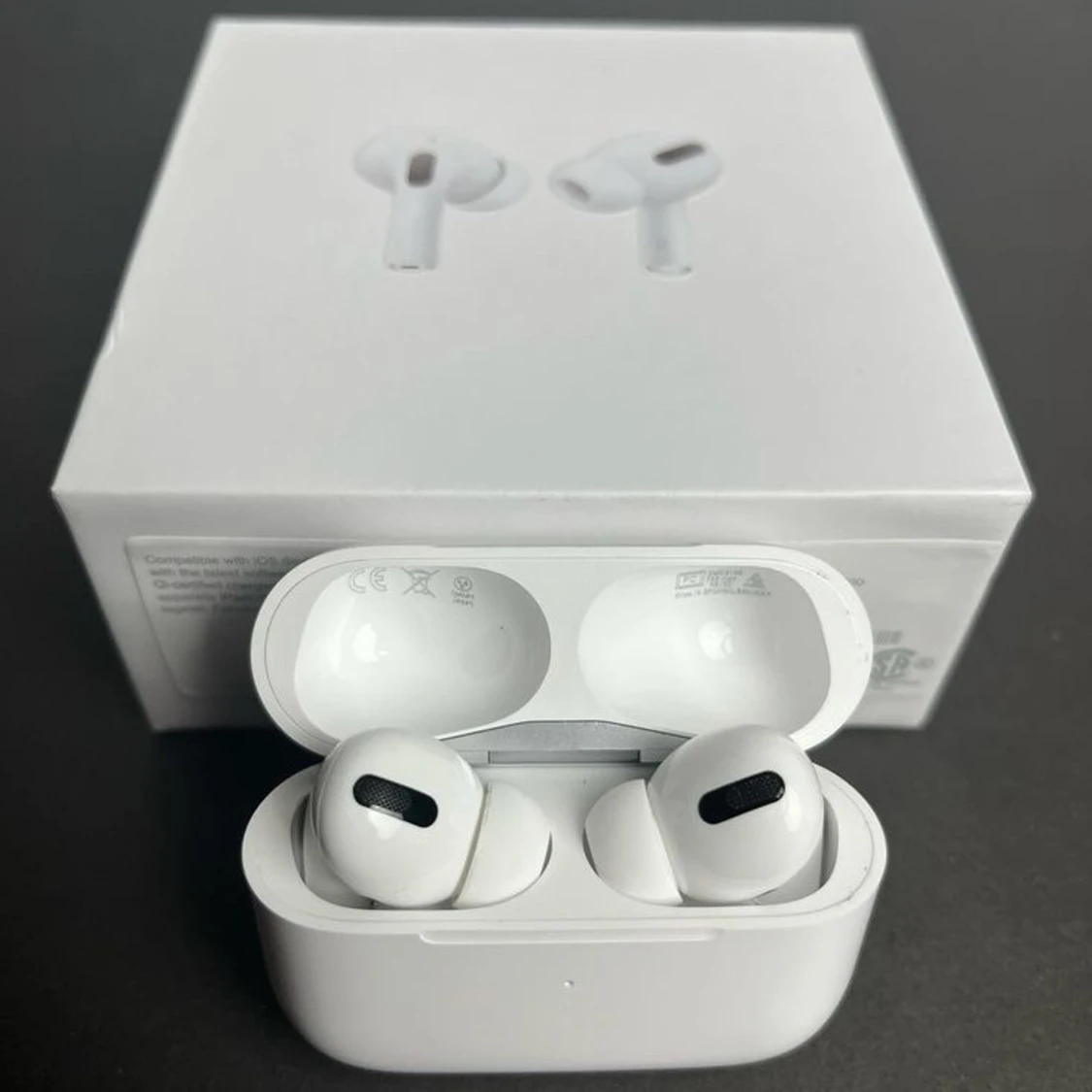 AirPods Pro  - 1