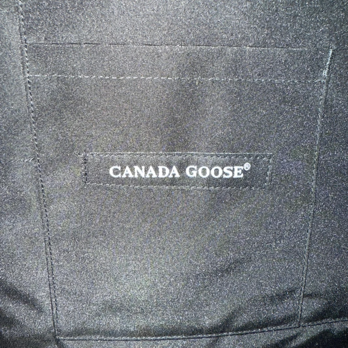 Svart dunväst från Canada Goose - 2