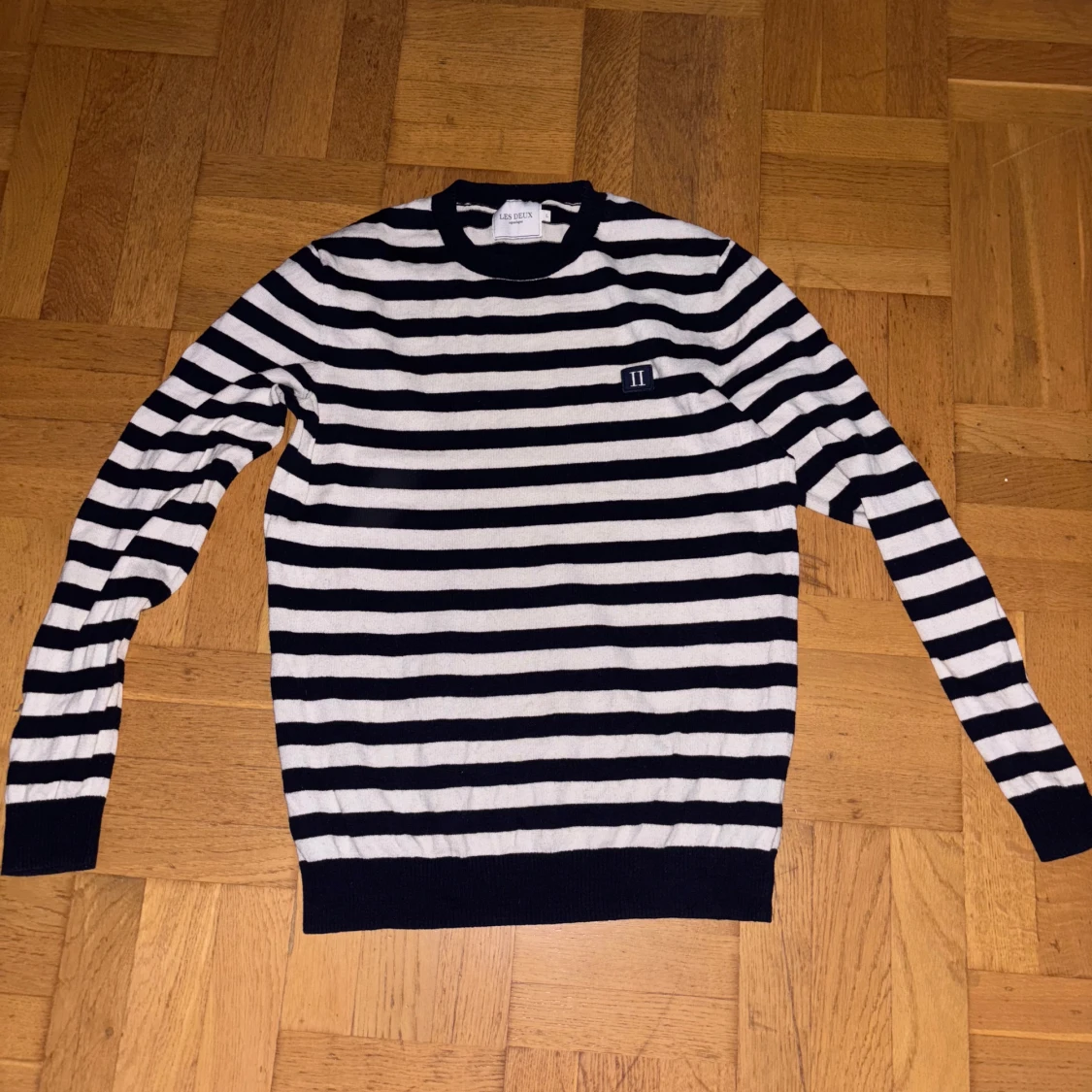 Randig stickad tröja från Les Deux
