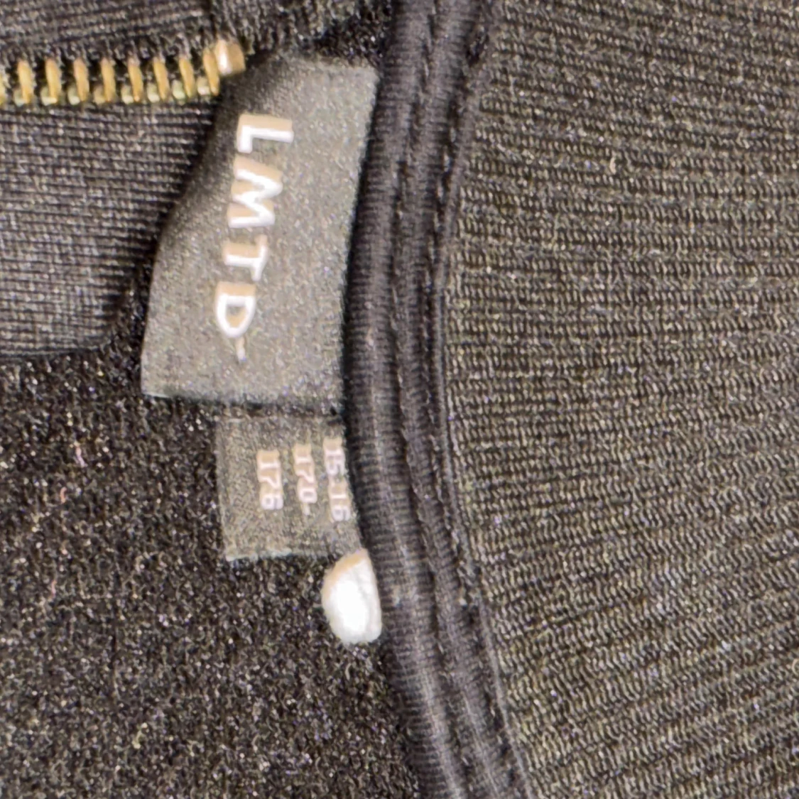 Svart ziptröja från LMTD, storlek 176 - 1