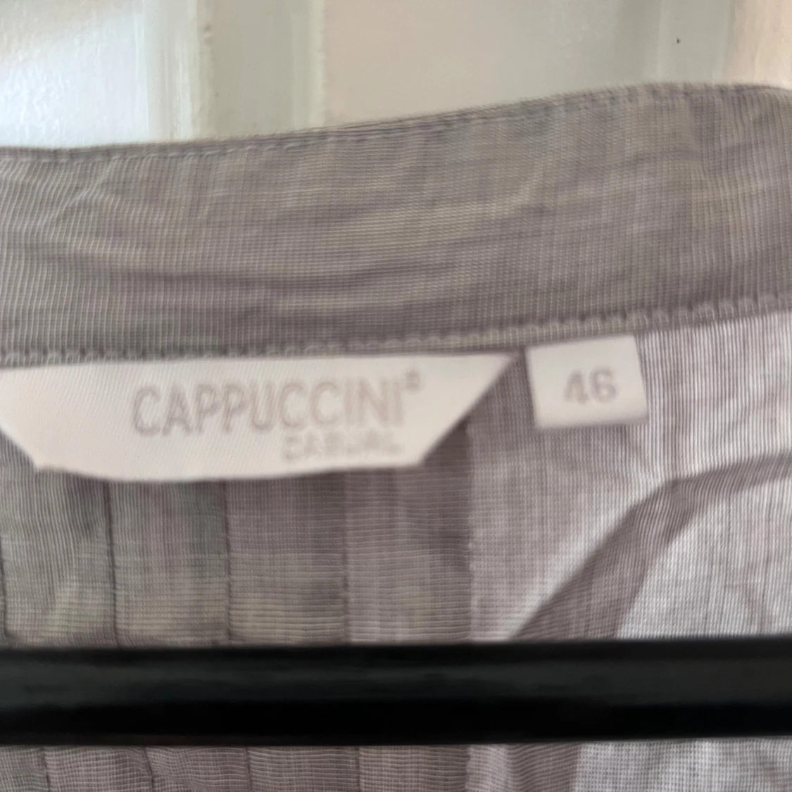 Grå henley från Cappuccini, strl 46 - 1