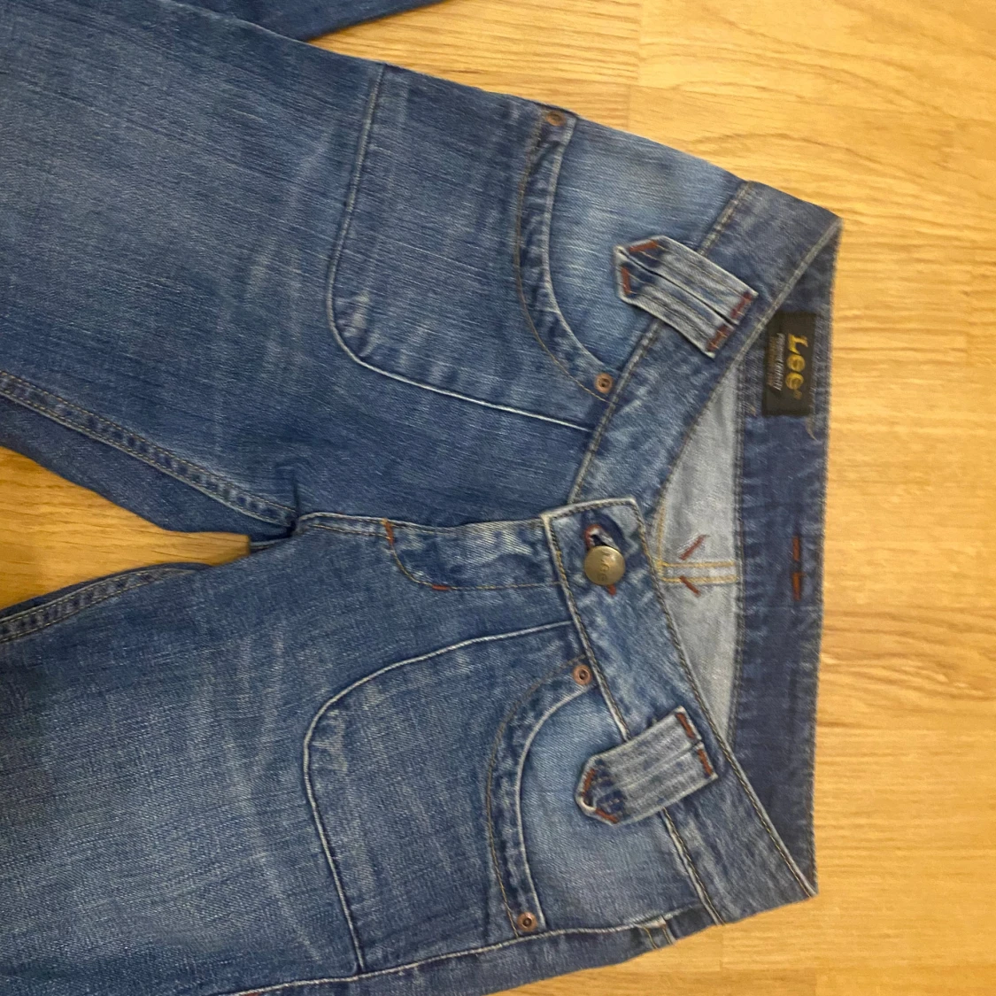 Lowwaist vintage bootcut jeans från Lee - 1
