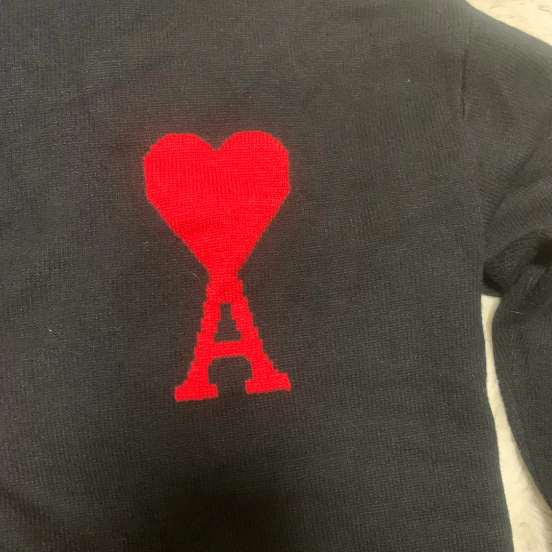 Svart stickad tröja från Ami - 3