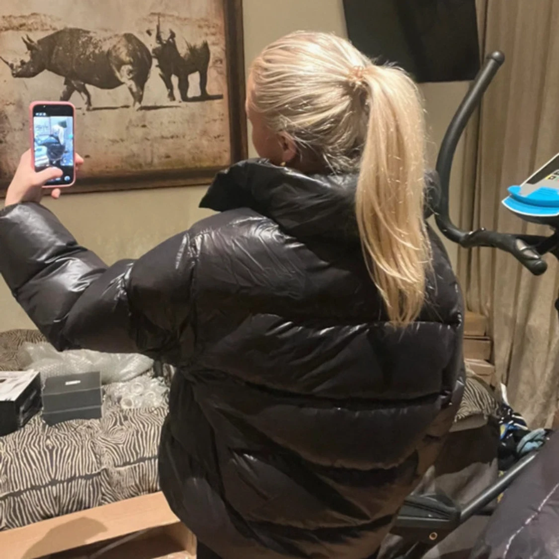 Svart pufferjacka från H&M - 2