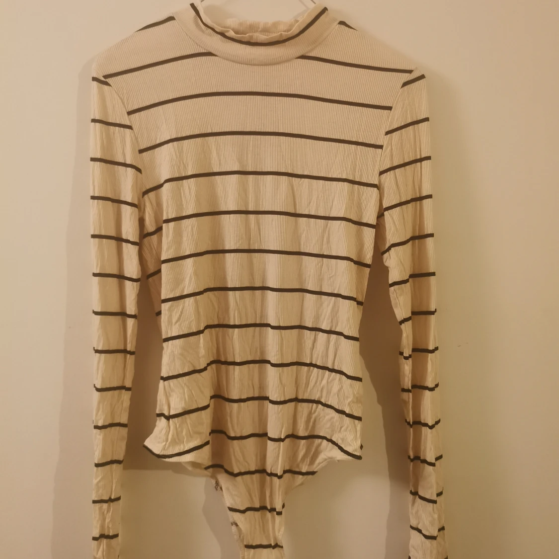 Randig body med polo från H&M