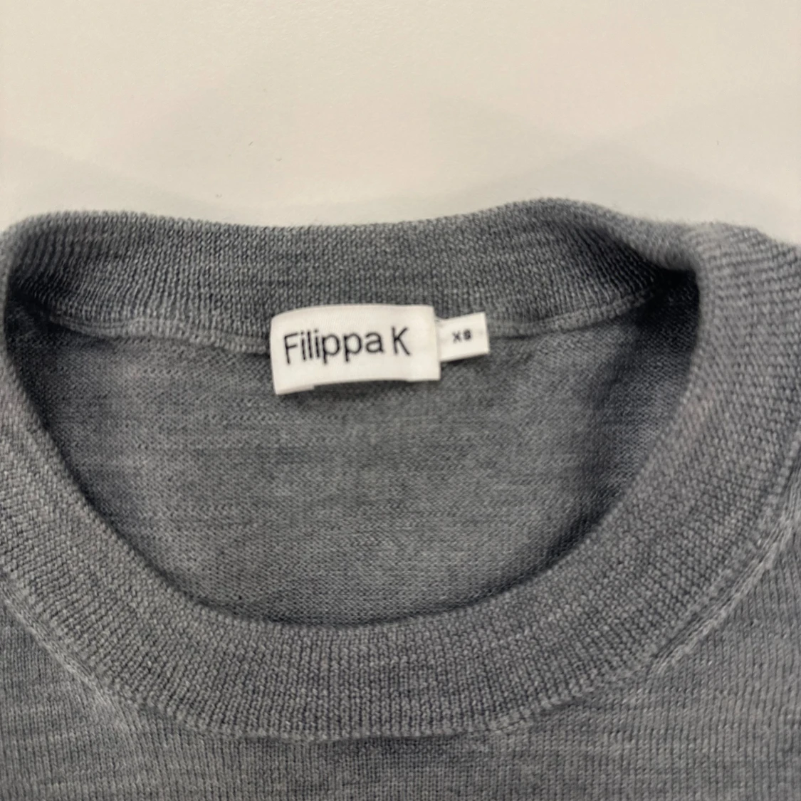 stickad merinoull tröja ifrån Filippa k - 1