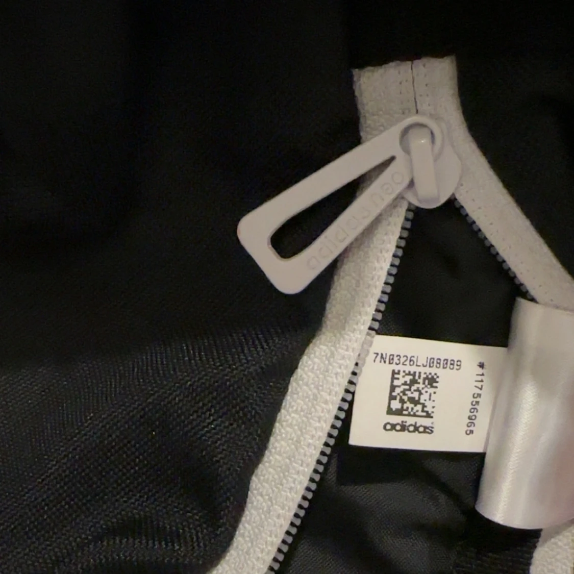 Adidas ryggsäck  - 1