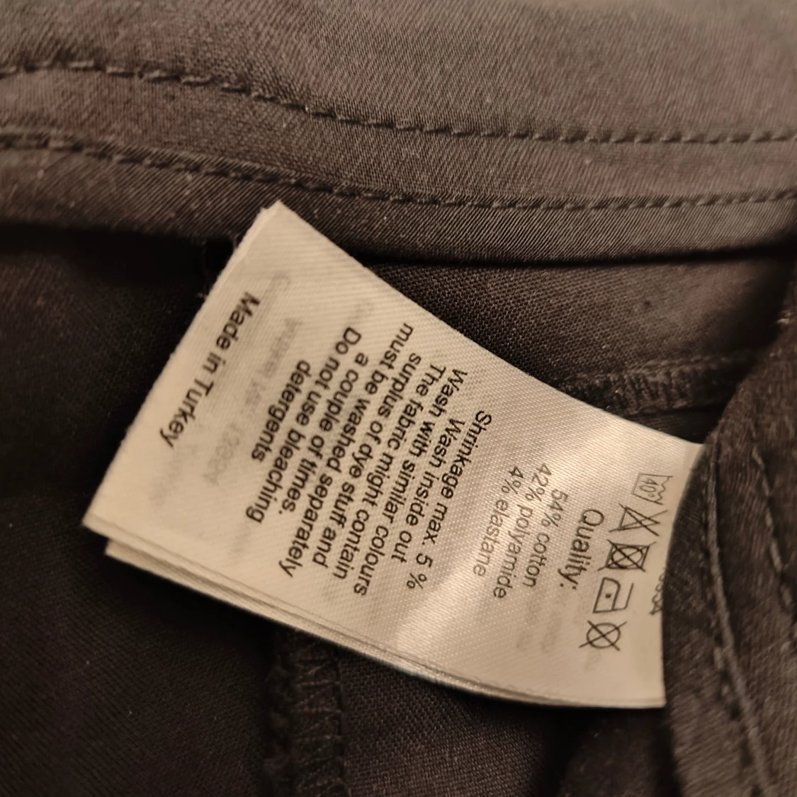 Svarta tapered byxor Soyaconcept - 3