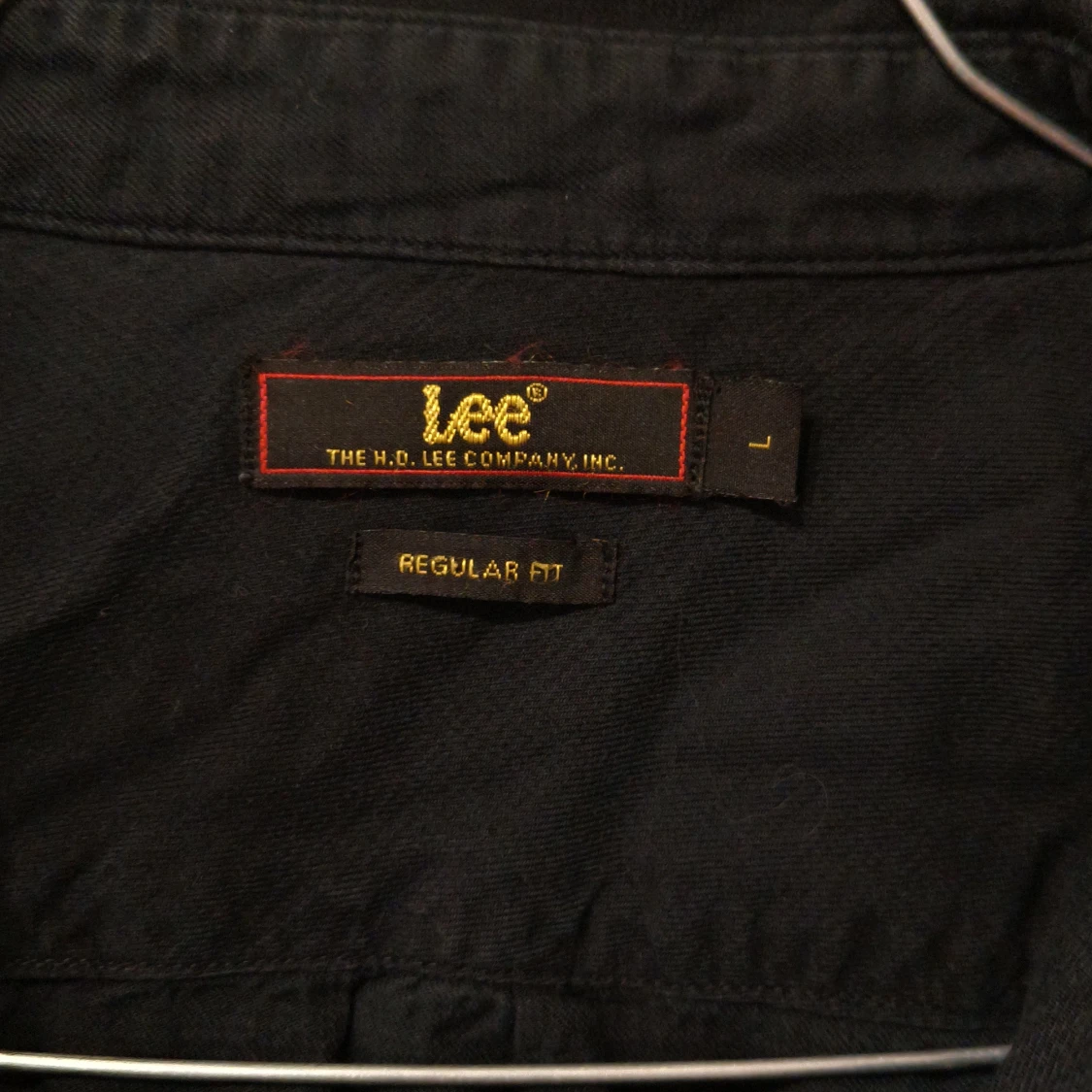 Mörkblå skjorta från Lee, storlek L - 1