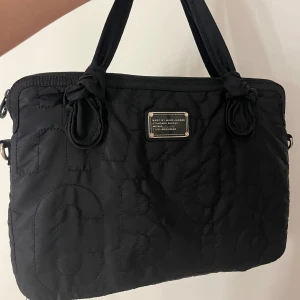 Datorfodral från Marc Jacobs - Aldrig använd, inga defekter 