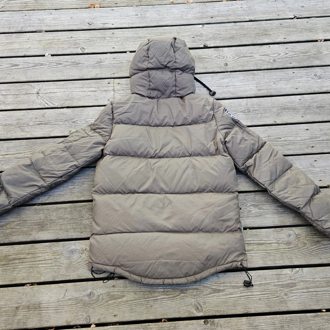 Dbrand jacka - äkta dun - 1