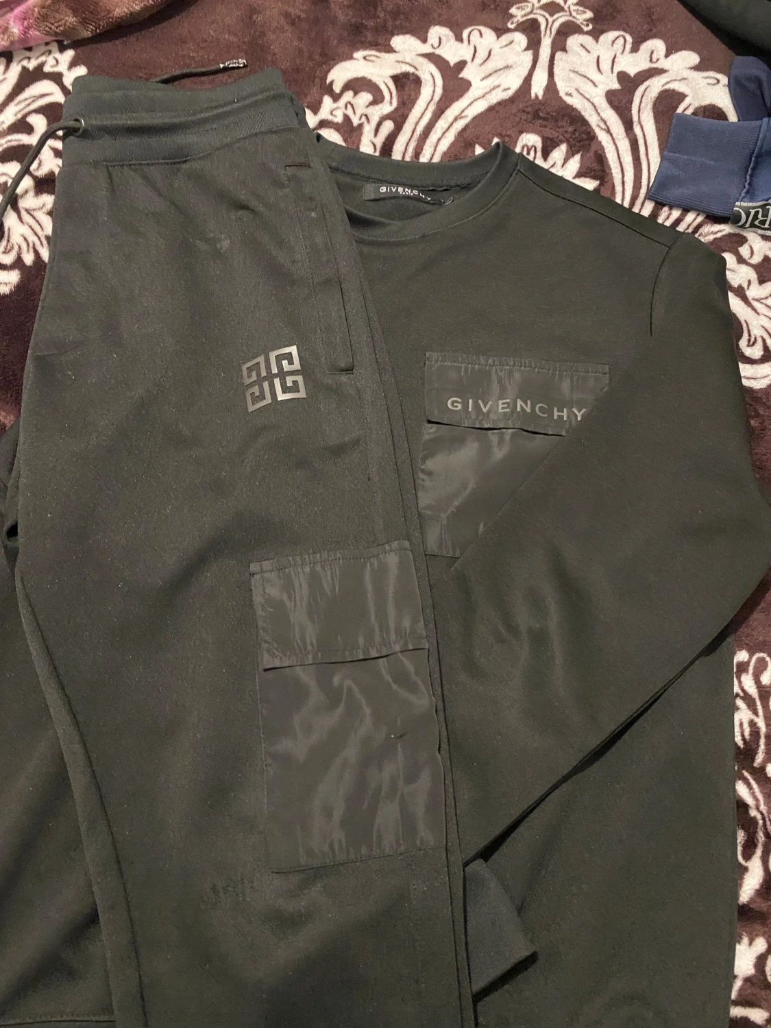 Svart Givenchy sweatshirt med ficka