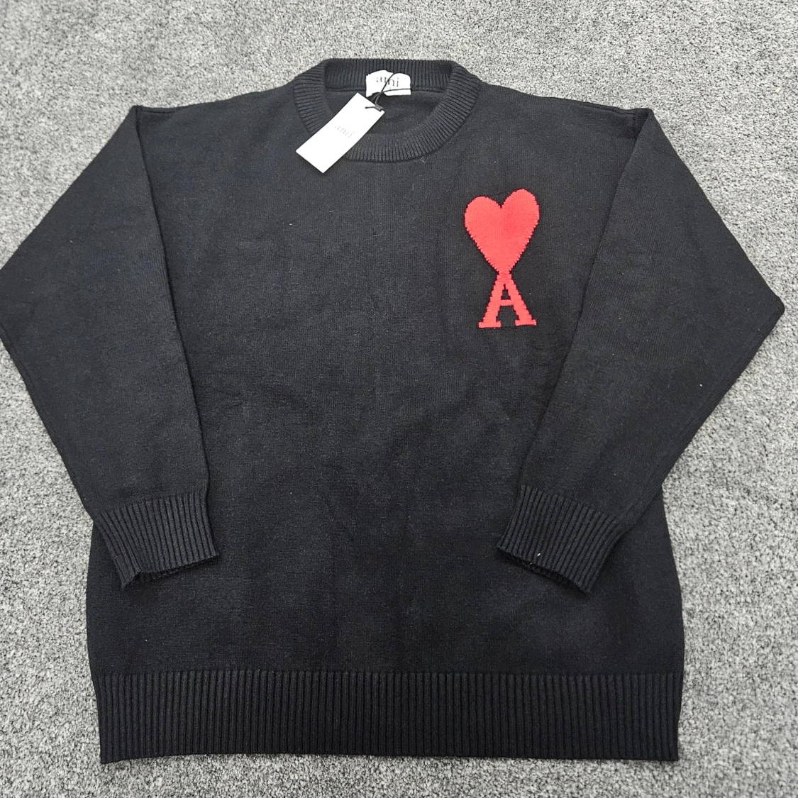 Svart stickad tröja från Ami Paris