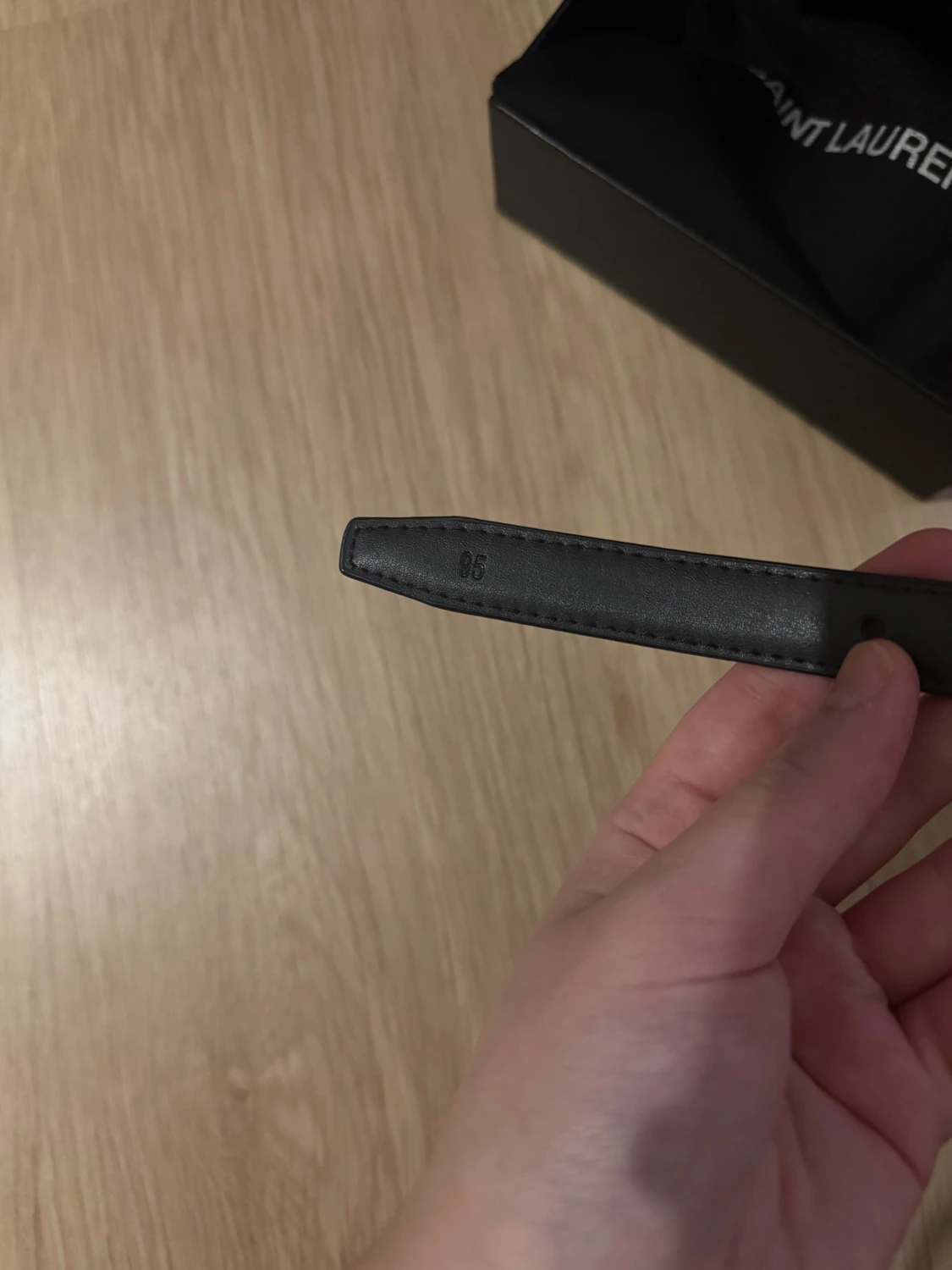 Svart skärp från Saint Laurent - 3