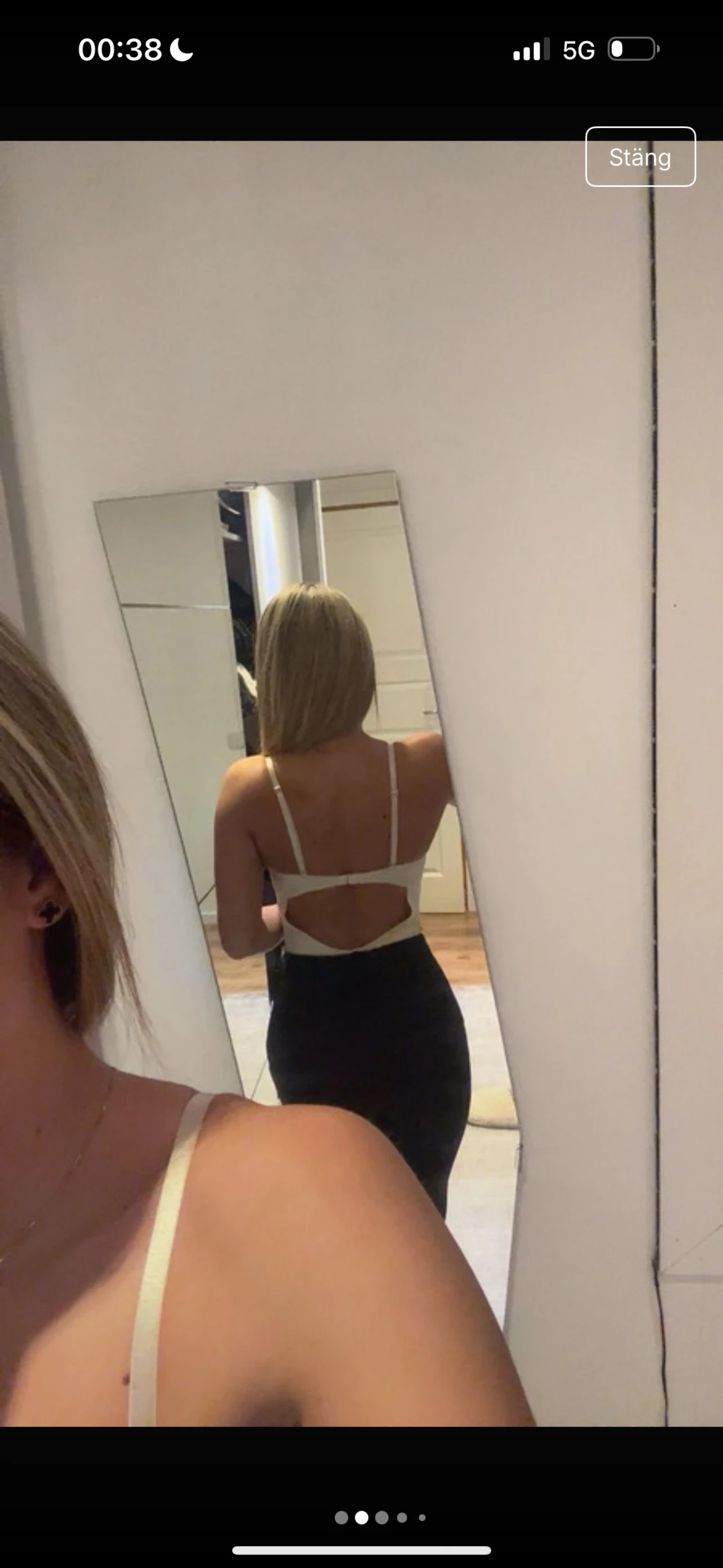 Beige push up body med öppen rygg - 1