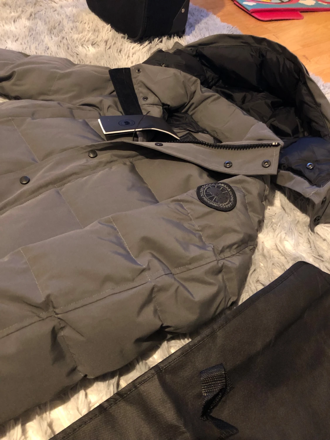 Grå dunjacka från Canada Goose - 2