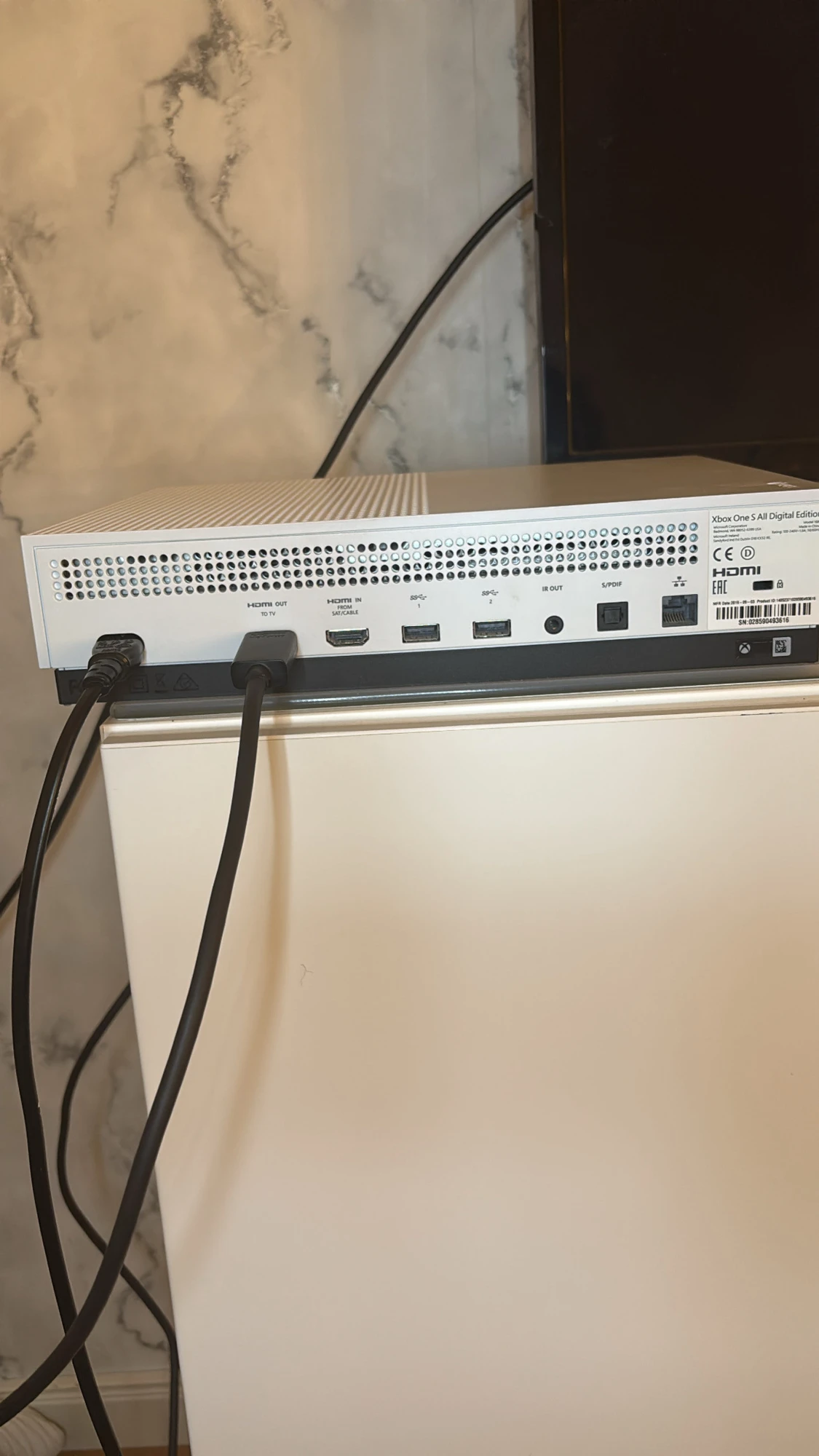 Xbox One S All Digital Edition - 3