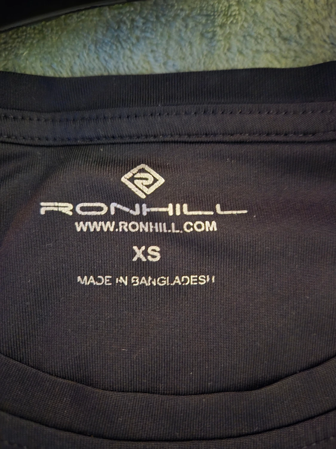 Svart träningst-shirt  - 4