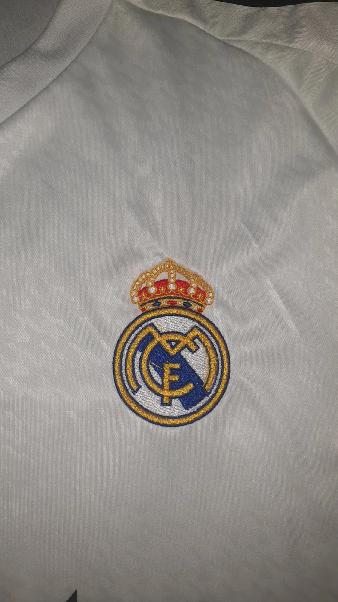 Real Madrid Mbappé 9 Adidas fotbollströja [Användt 3 gånger] - 3