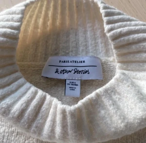 Stickad  - Stickad tröja från and other stories 🫶🏼