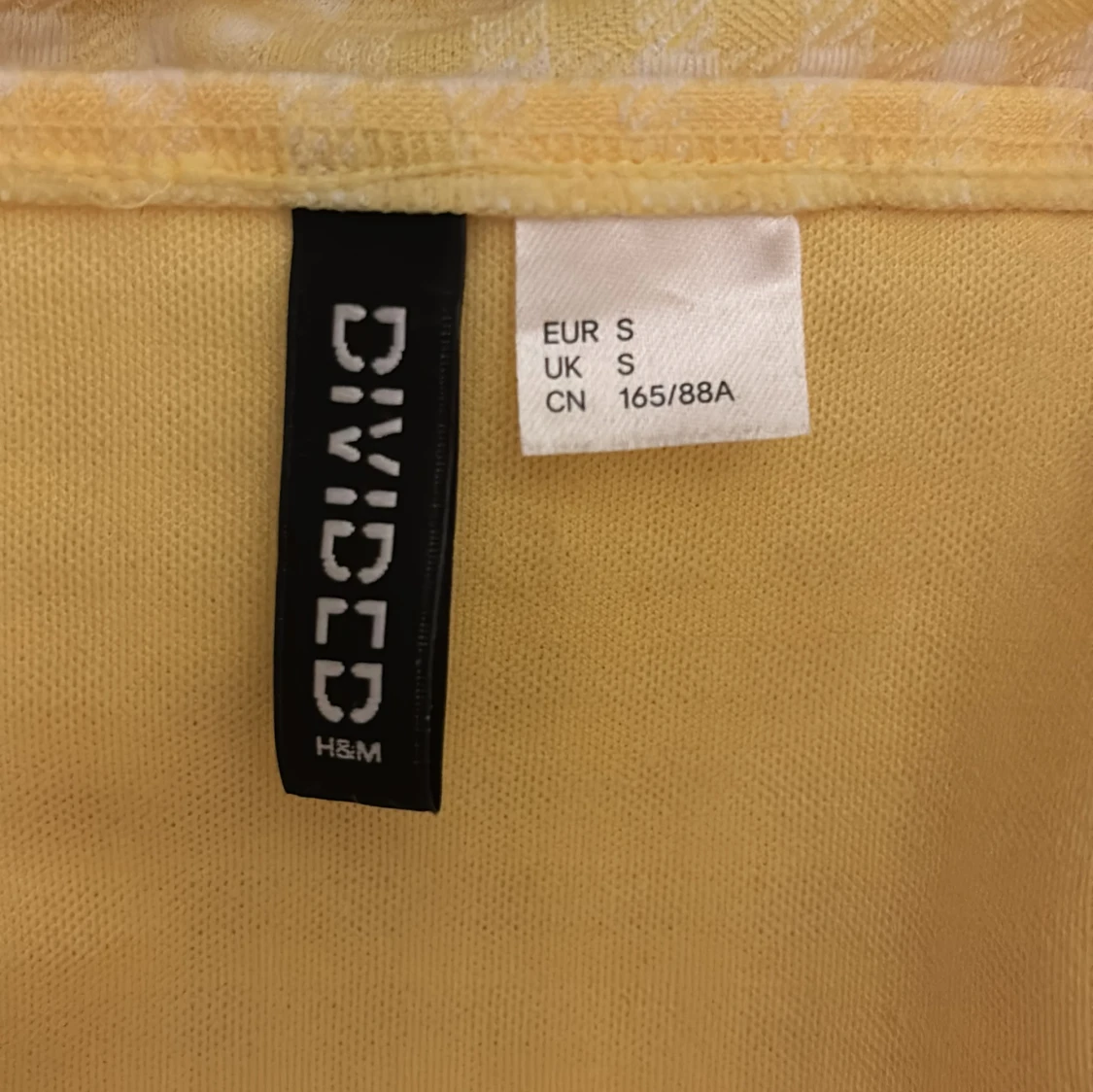 Gul rutig linnetopp från H&M Divided - 2