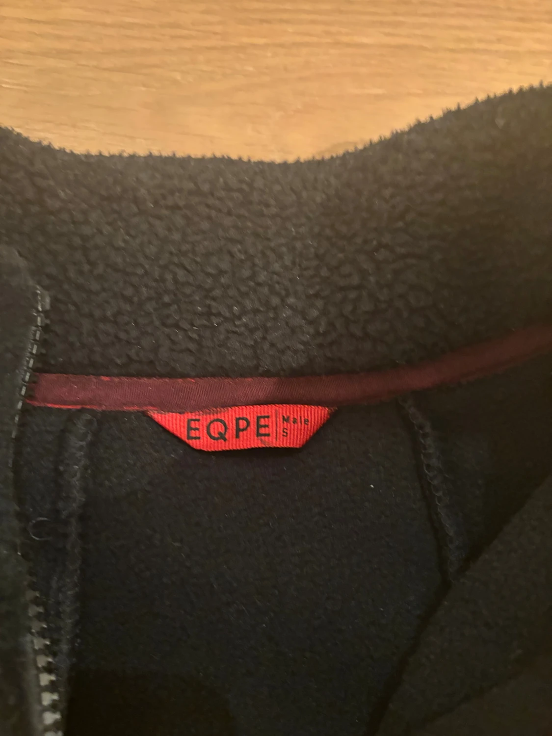 Svart fleeceväst från EQPE - 1