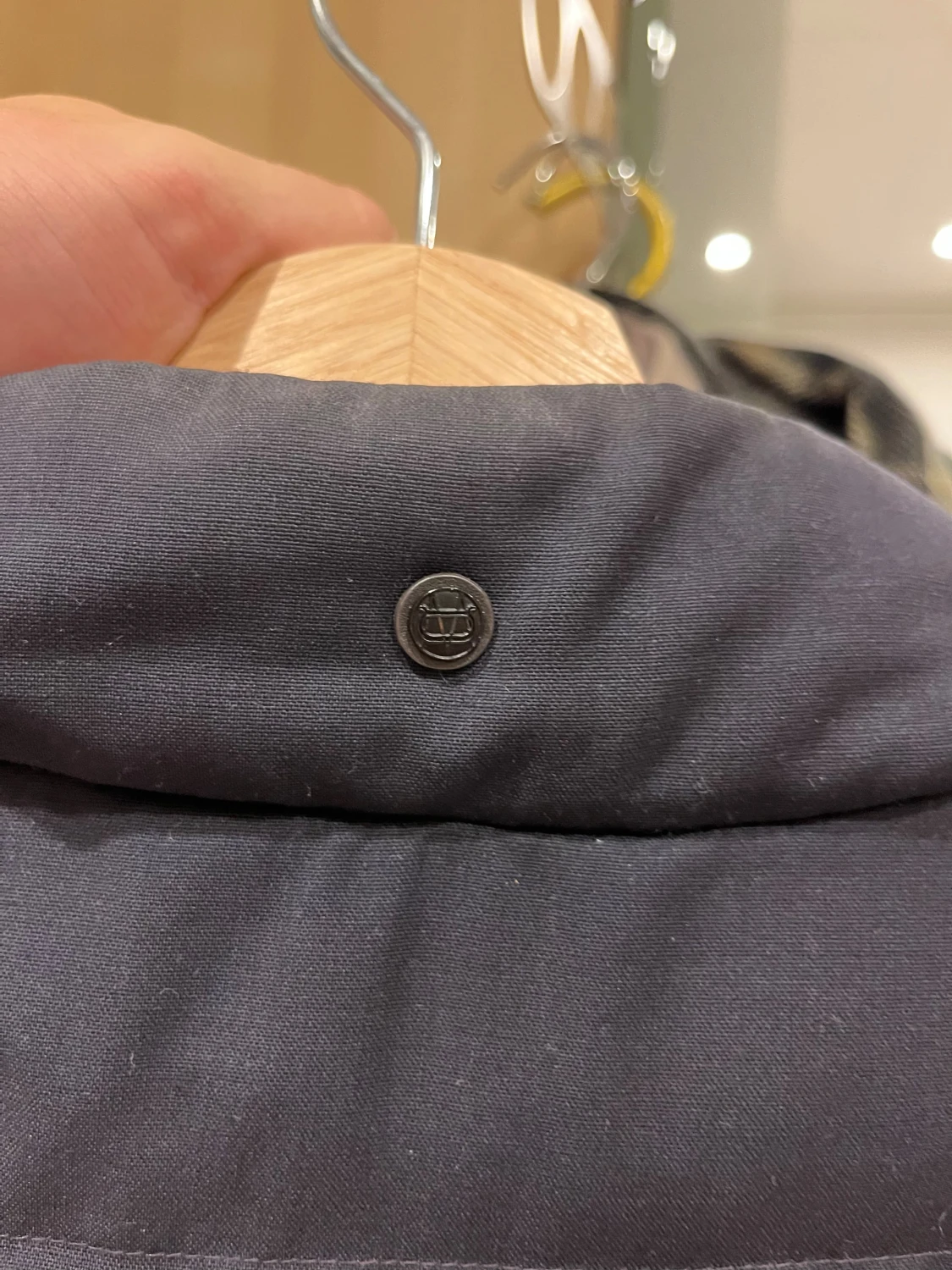 Mörkblå dunväst från Massimo Dutti - 2