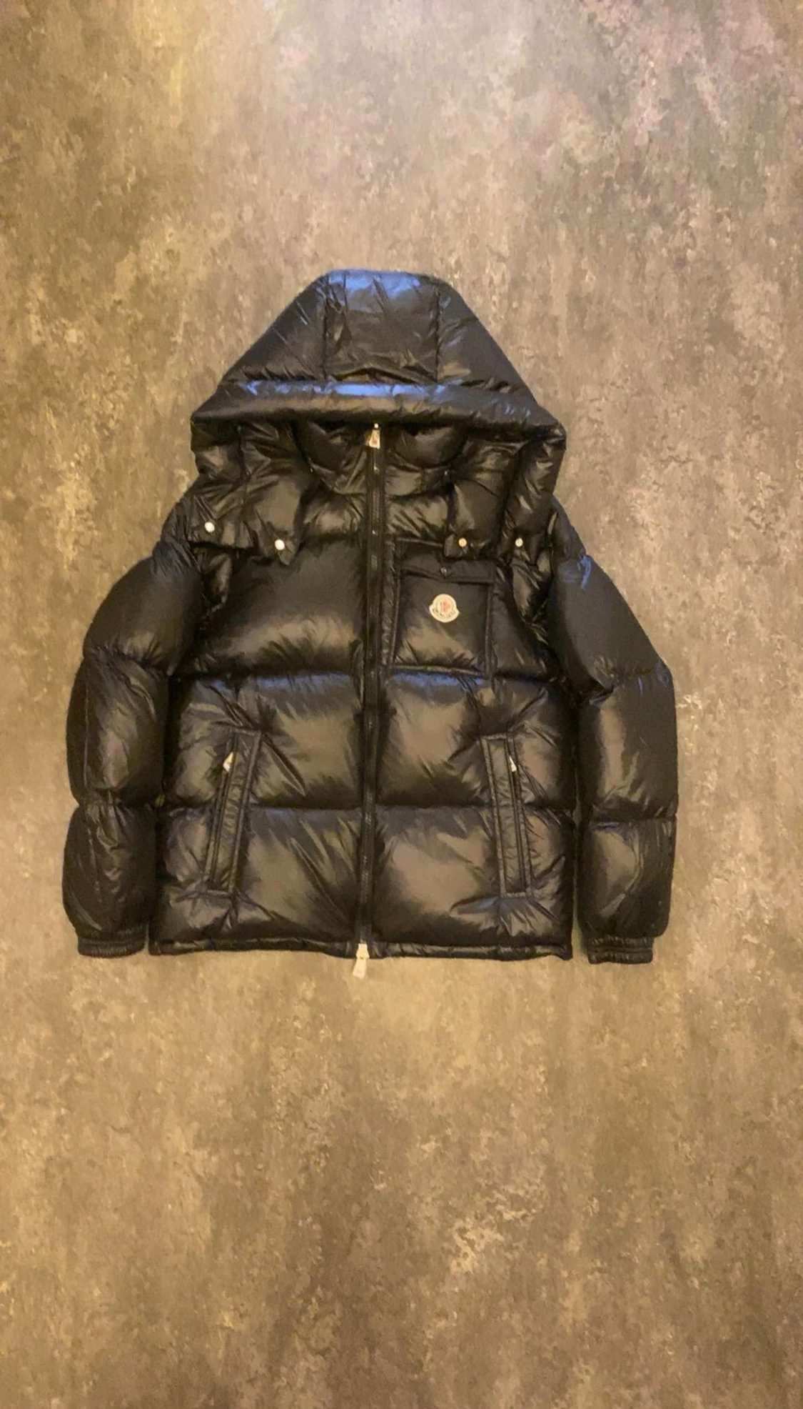 Svart Moncler Montbeliard dunjacka med huva - 1