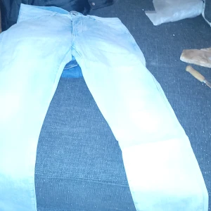 Wrangler - W32 L32 Använda max 5ggr,hela och fina.