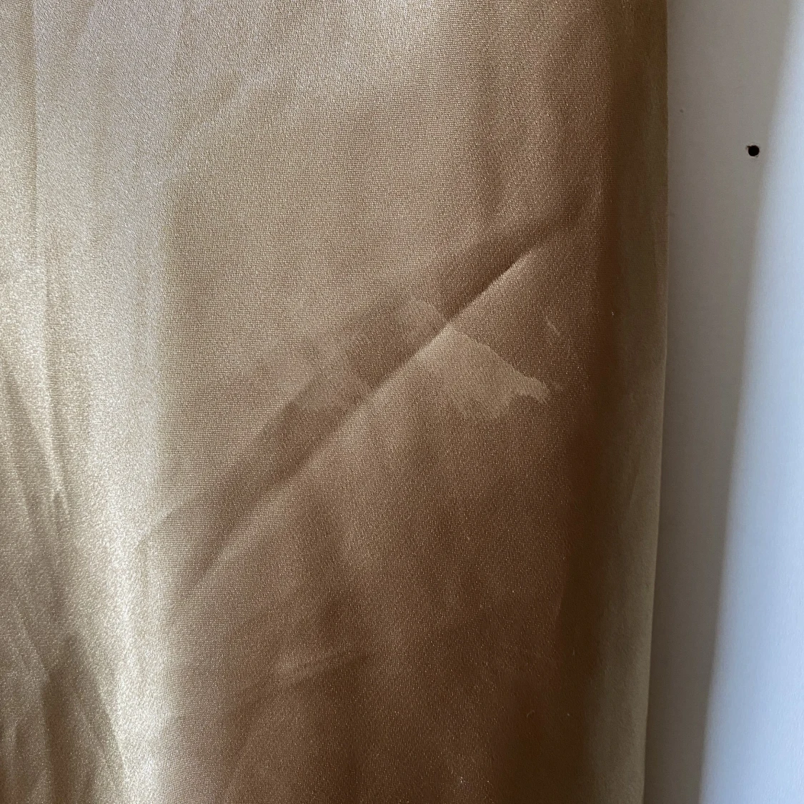 Guldig klänning - 91