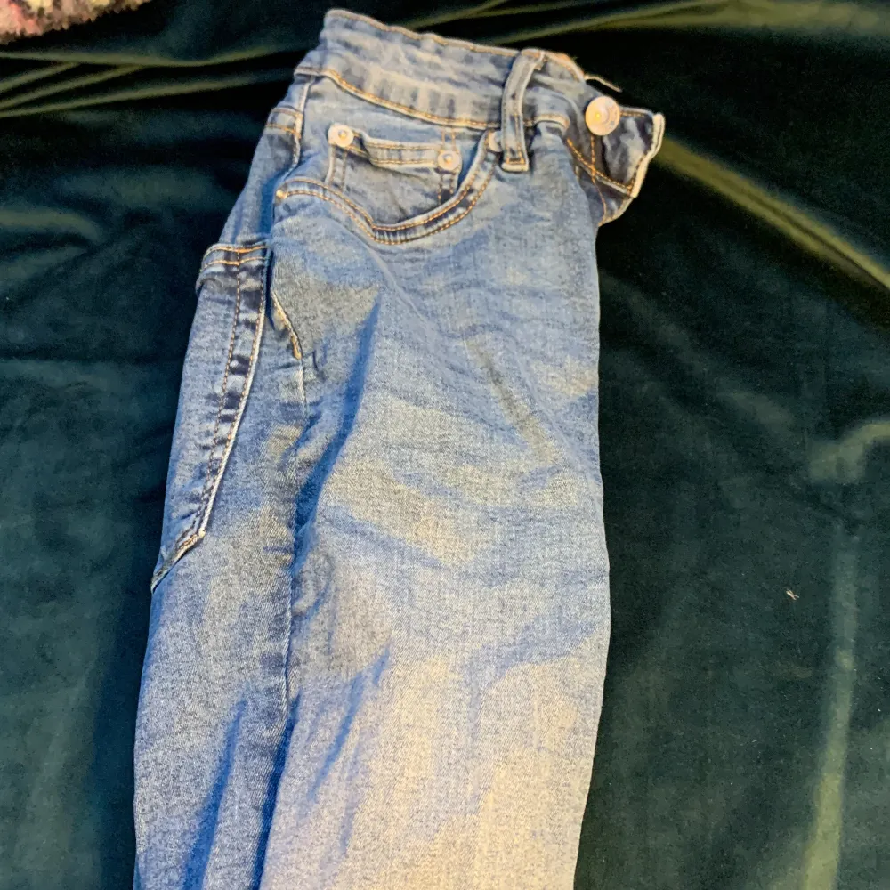 Blåa Skinny jeans från lager 157. Jeans & Byxor.