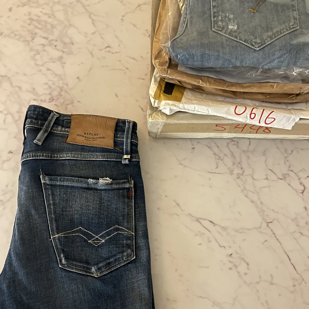 Modell: Anbass (1 Year Wash Jeans Dark Blue)  Skick: 10/10 (Nya) Retail: 1799 Mitt pris: 650kr   . Jeans & Byxor.