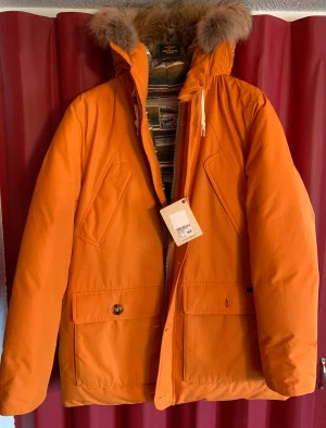 Parkas museum - Nyskick  XL