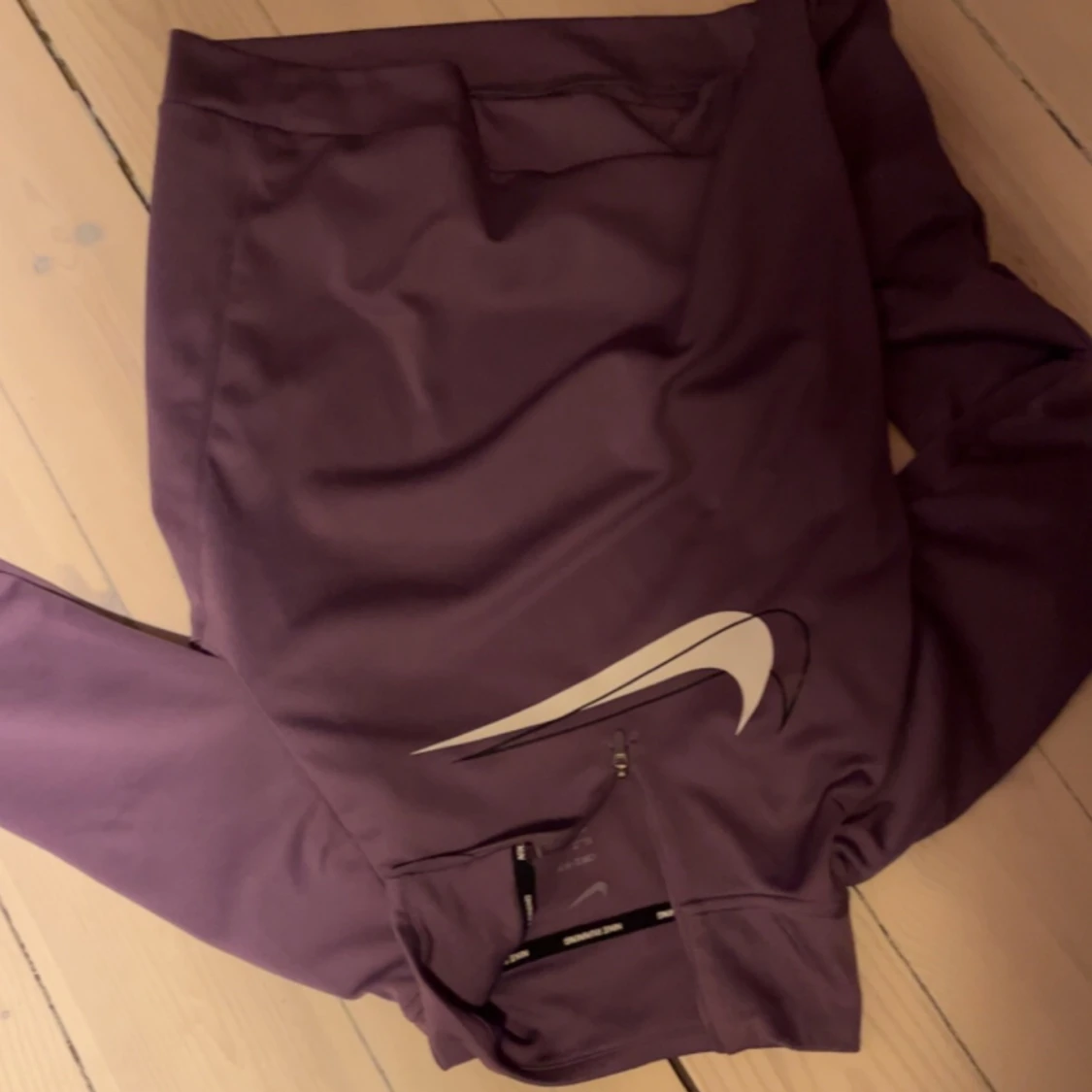 Nike sportig träningströja  - 90