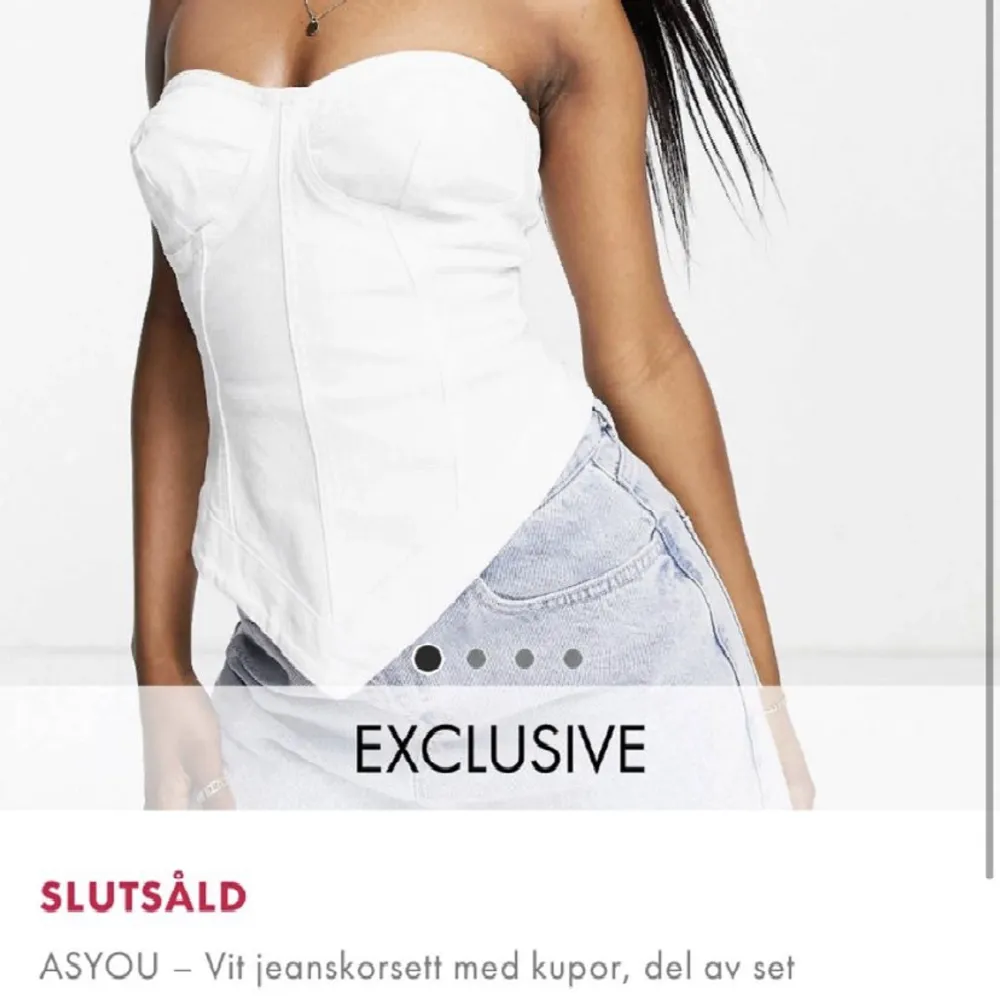 Korsettliknande topp från ASOS, som är slutsåld. Har endast testat den men råkade ta bort lappen! . Toppar.