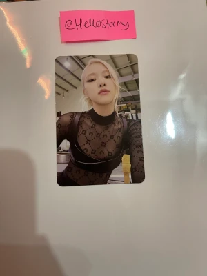 Blackpink photocard - Blackpink Born pink album Grey ver rose -officiall -Bought from bengans 