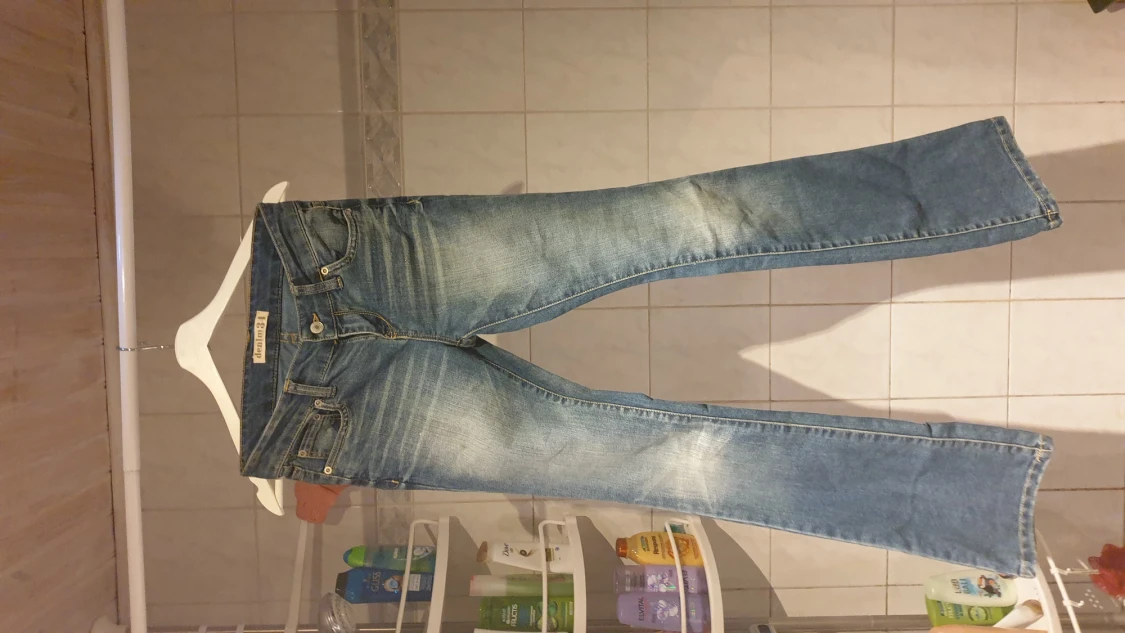 Lågmidjade bootcut jeans
