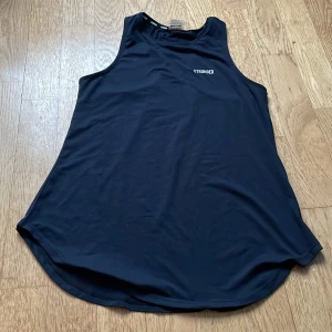 Stronger träninglinne  - Storlek xs passar även en S! 