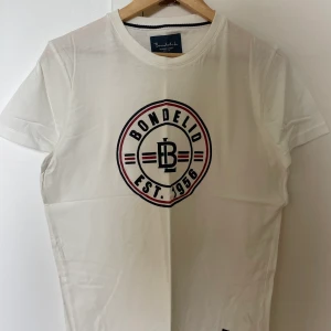 Bondelid T-shirt - Knappt använd.