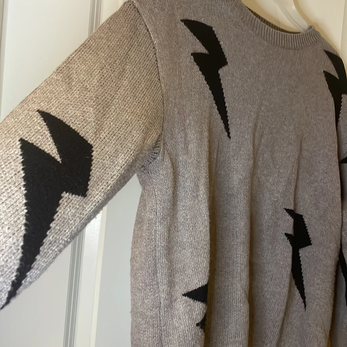 En mjuk tjocktröja i storlek S/M❤️👚 - 90