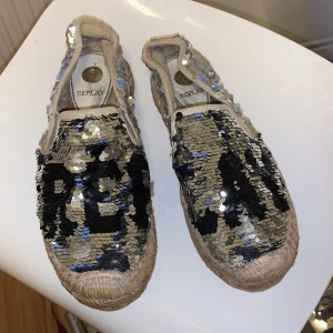 REPLAY ESPADRILLOS SKOR PALJETTER 39 - Strl:39 Fint skick