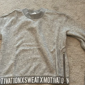 Träningströja från H&M - Helt ny aldrig använt!