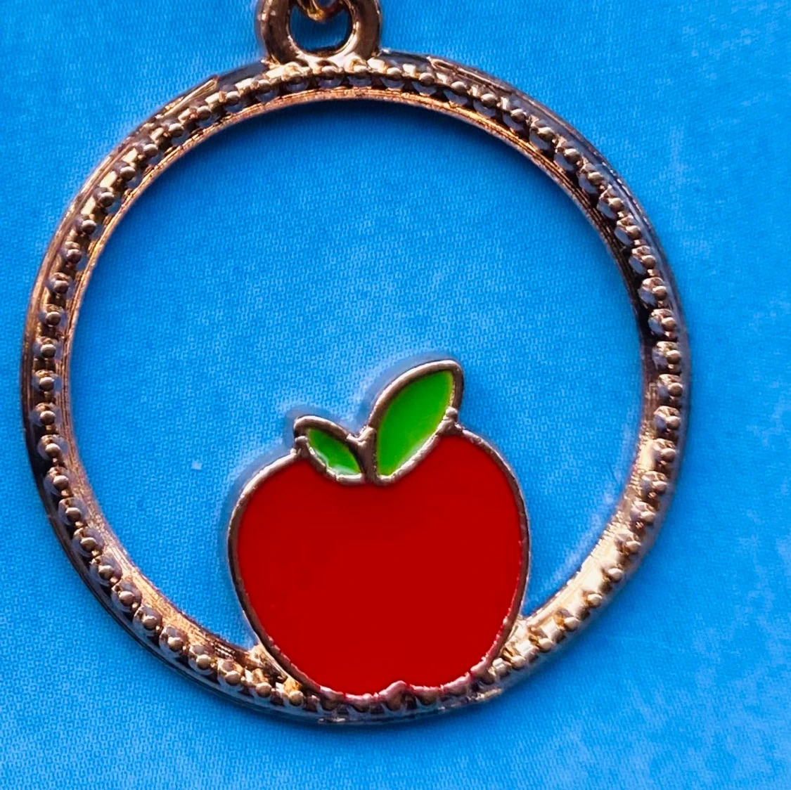 Snövit örhängen ❤️ - 91