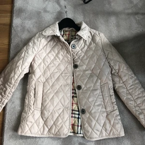 Jacka - Storlek XS, ej äkta 