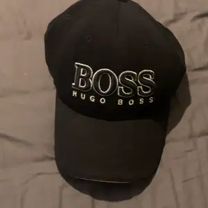 Hugo boss keps i fint skick 