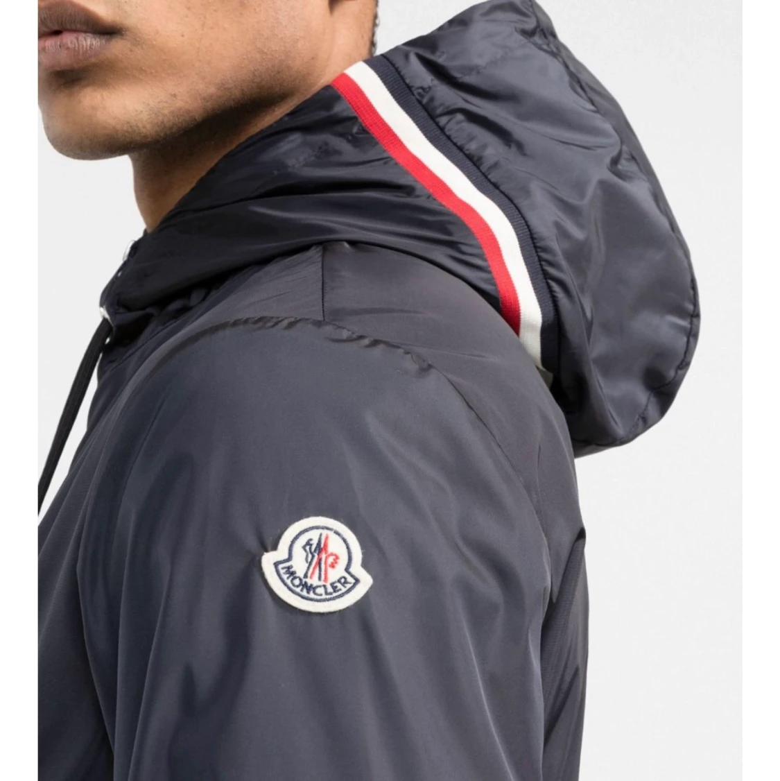 Moncler jacka  - 90