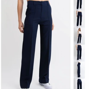 PERFECT FIT SUIT PANTS 1 - NAVY BLUE - Säljer nu ett par av mina favorit kostymbyxor då dem ej kommer till användning så mycket tyvärr… Dem är sparsamt använda. Nypris är 549kr  Köparen står för frakten 💕