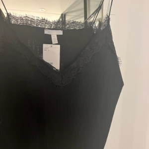 Linne oanvänd  - Fint oanvänd linne med lapp kvar