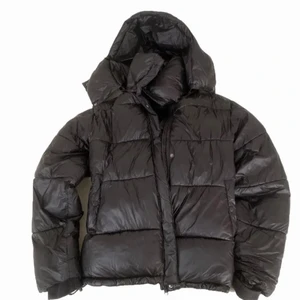 Bikbok jacka  - !Lägger upp igen pga oseriös köpare!  OBS , säljer inte luvan till jackan